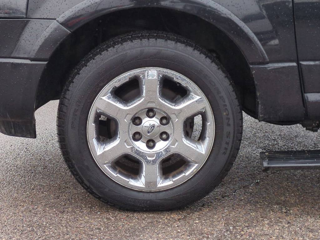 Thumbnail: 2014 Ford Expedition - 8