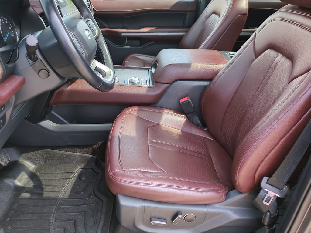 Thumbnail: 2022 Ford Expedition - 10