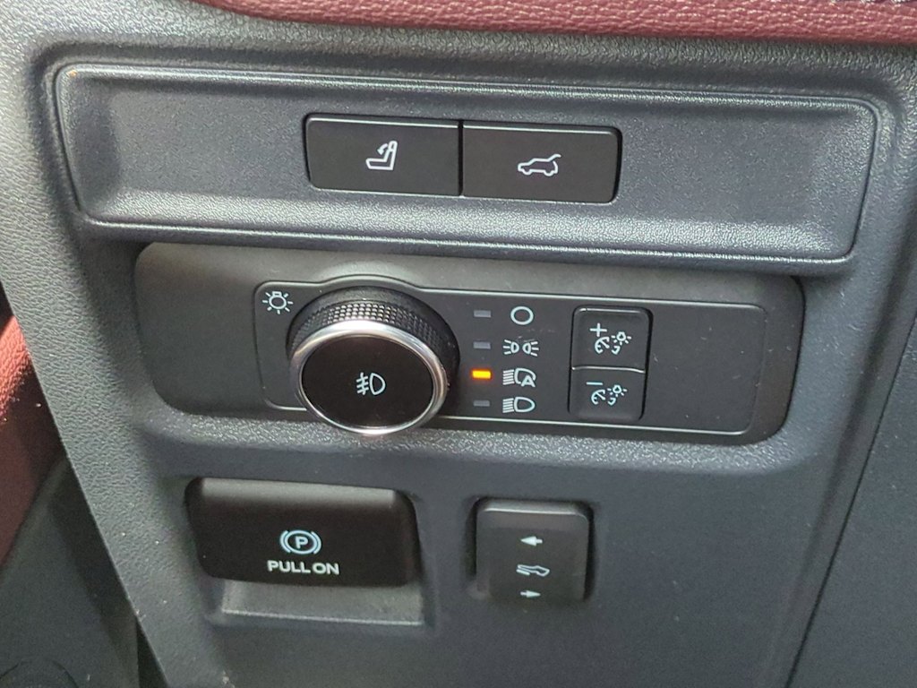Thumbnail: 2022 Ford Expedition - 32
