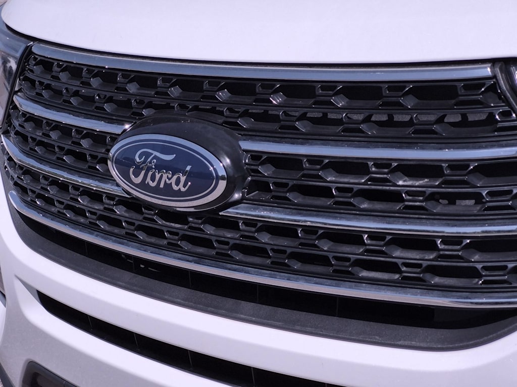 Thumbnail: 2023 Ford Explorer - 6