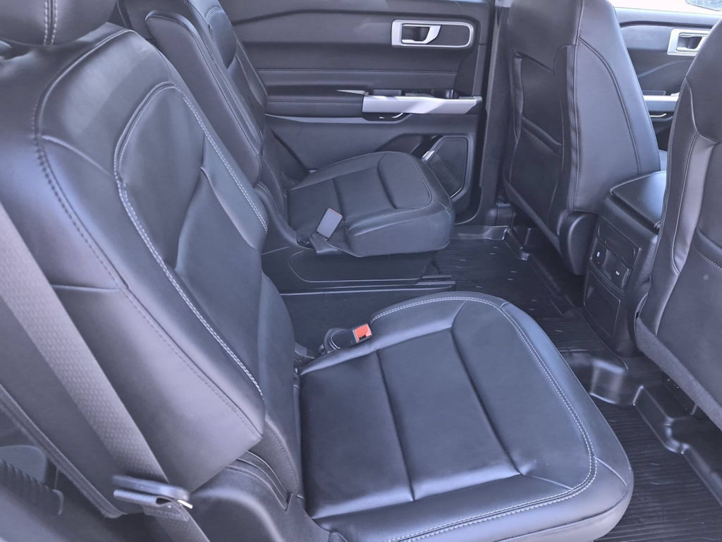 Thumbnail: 2023 Ford Explorer - 25