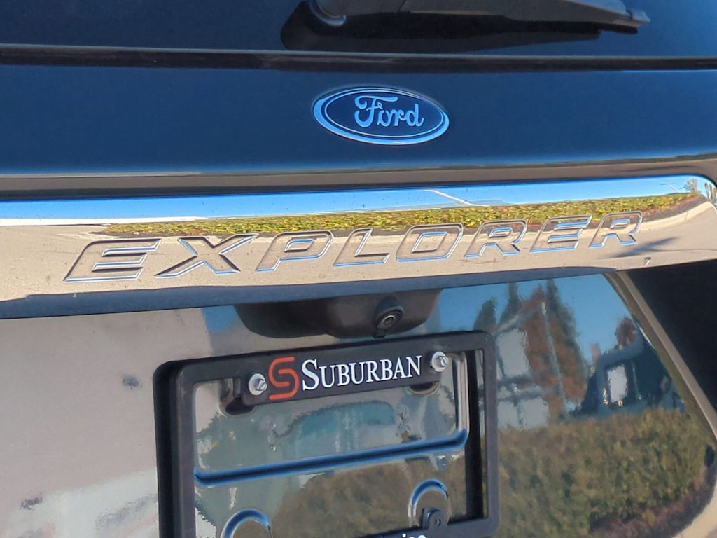 Thumbnail: 2022 Ford Explorer - 18