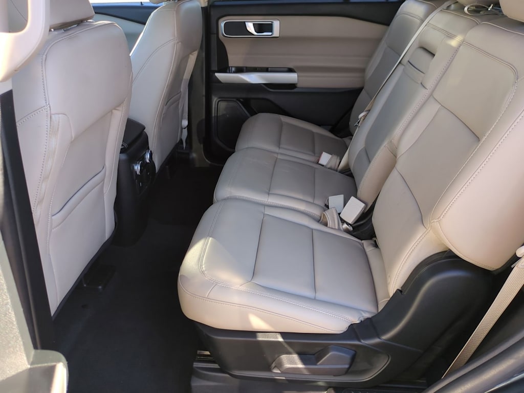 Thumbnail: 2022 Ford Explorer - 12