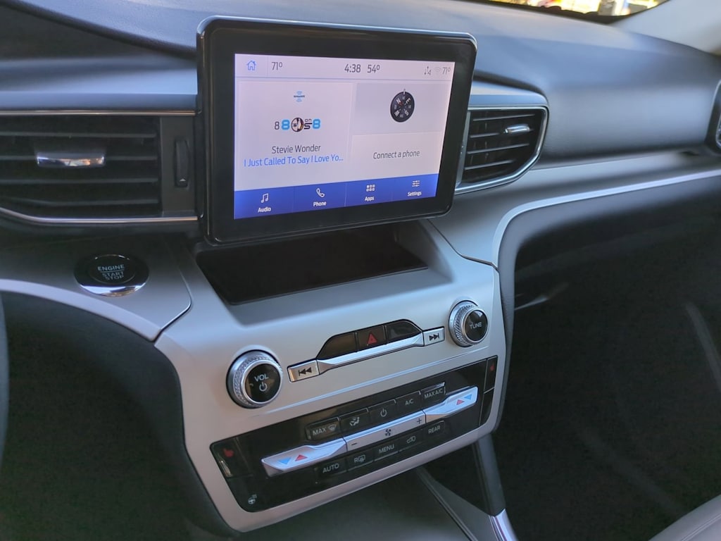 Thumbnail: 2022 Ford Explorer - 14