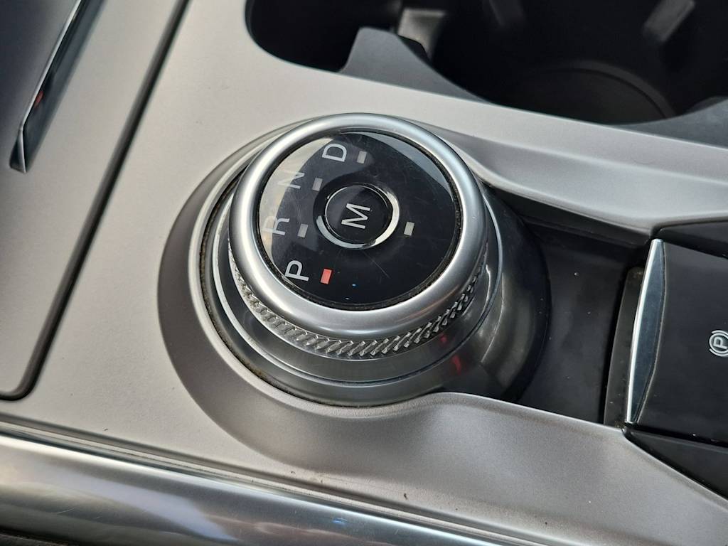 Thumbnail: 2020 Ford Explorer - 34