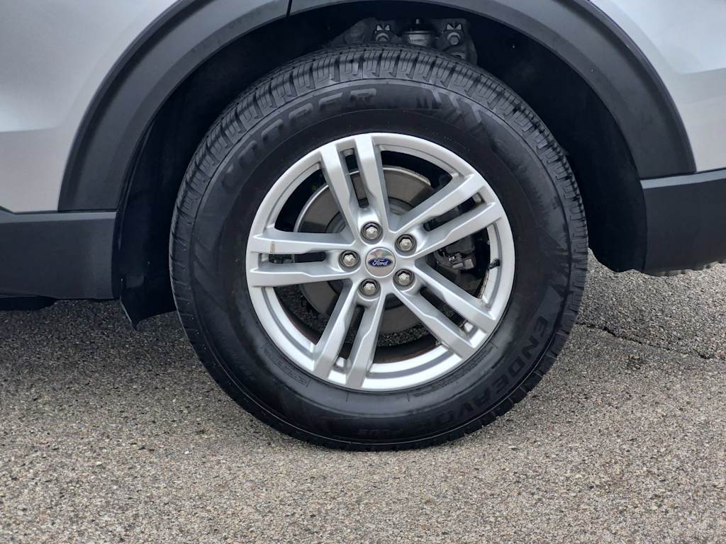 Thumbnail: 2020 Ford Explorer - 8