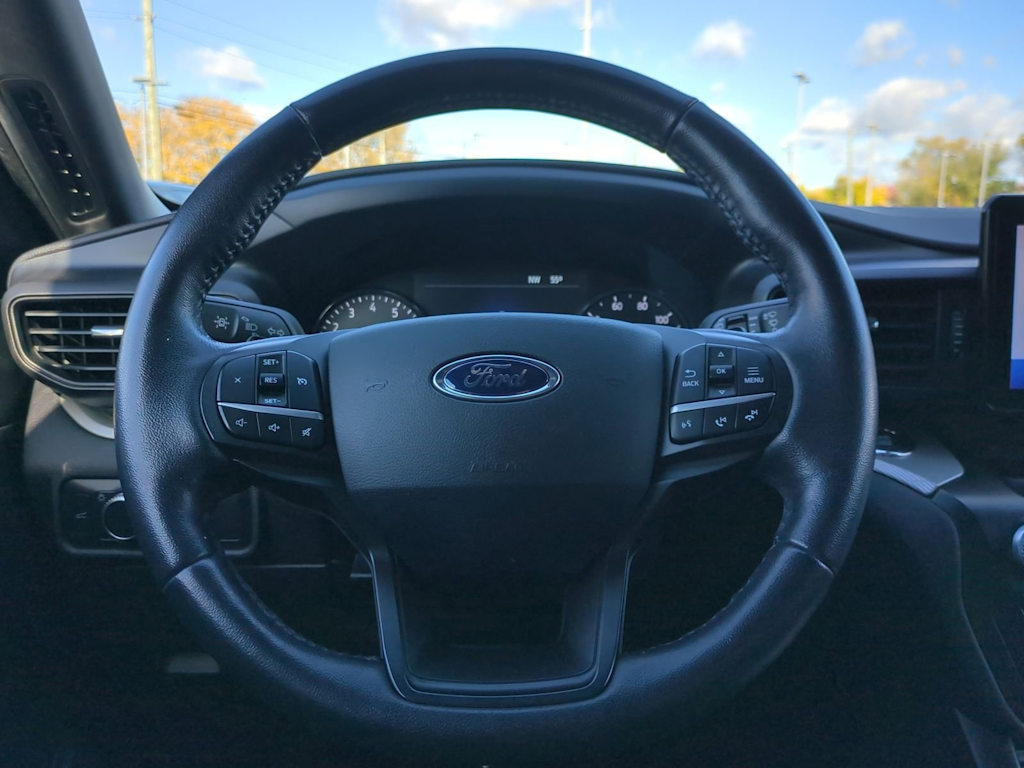 Thumbnail: 2020 Ford Explorer - 13