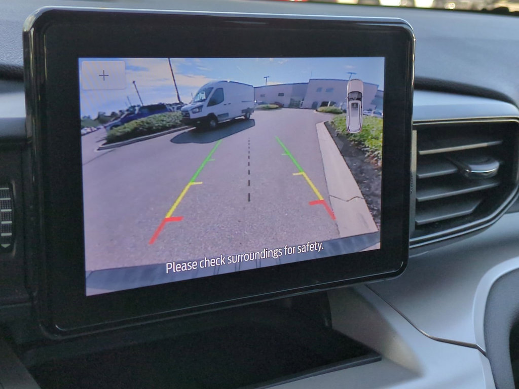 Thumbnail: 2023 Ford Explorer - 31