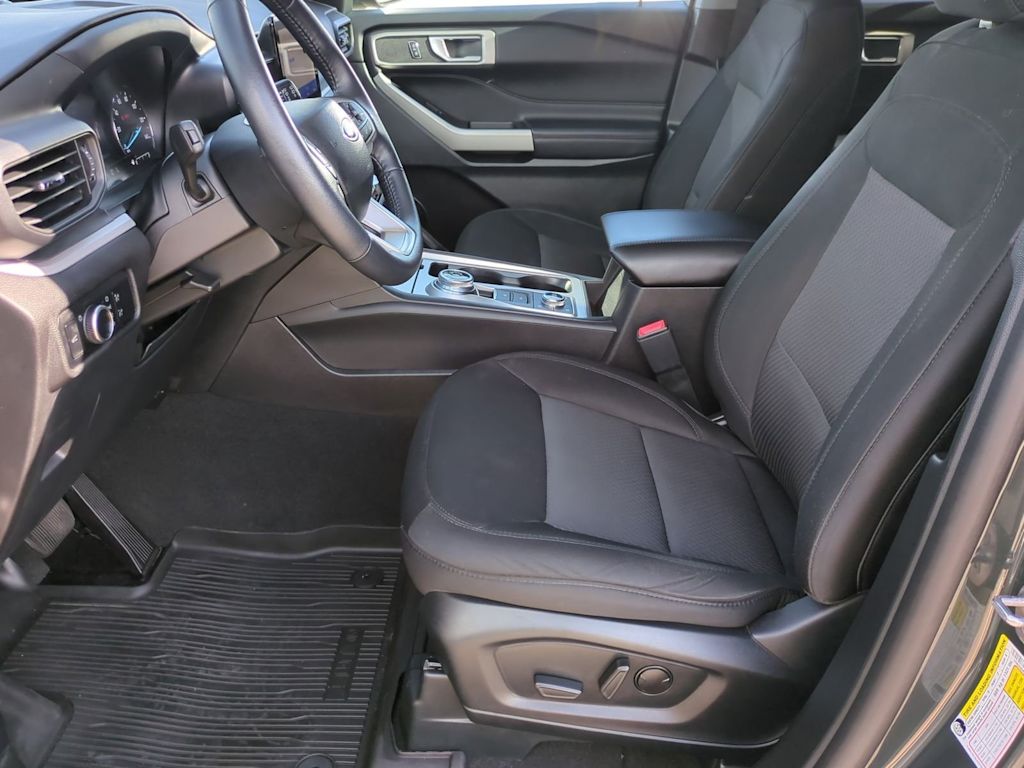 Thumbnail: 2023 Ford Explorer - 10