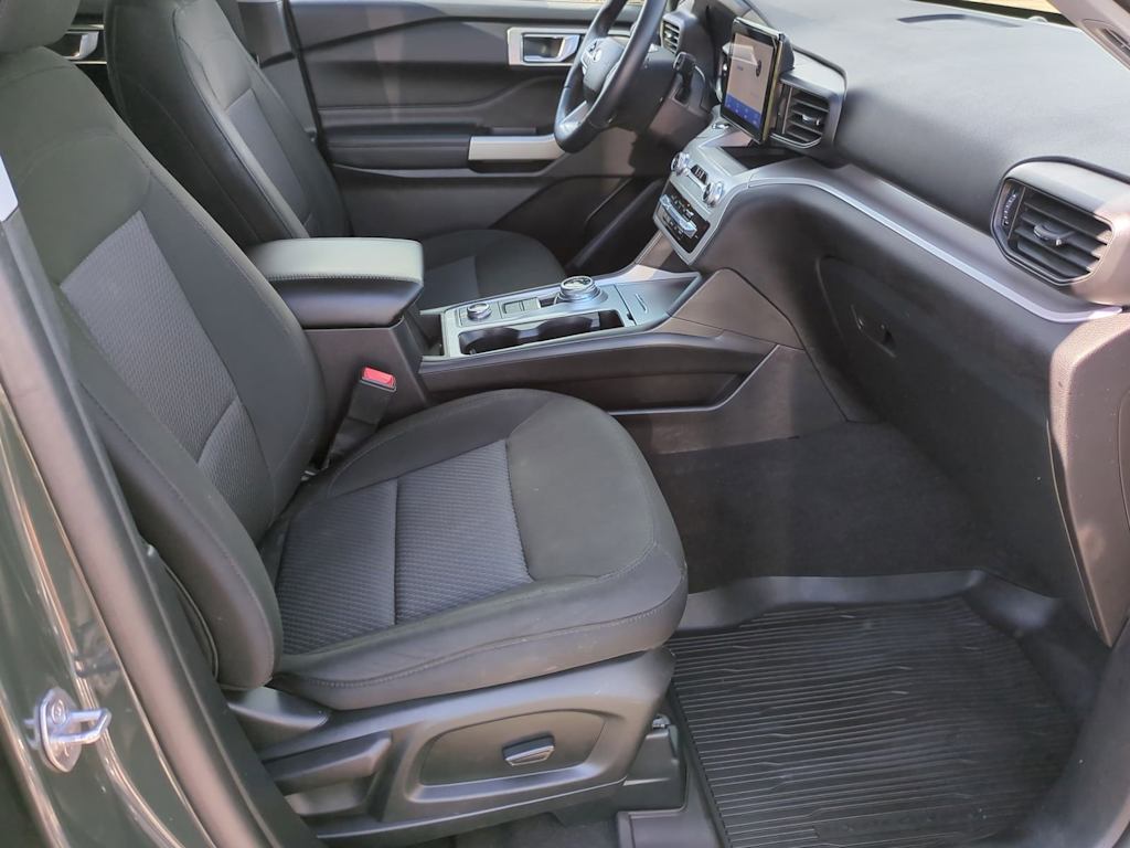 Thumbnail: 2023 Ford Explorer - 11