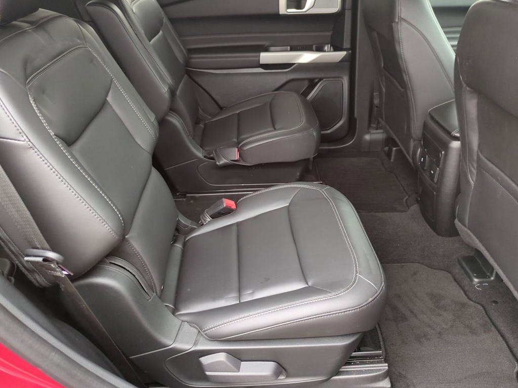 Thumbnail: 2024 Ford Explorer - 25