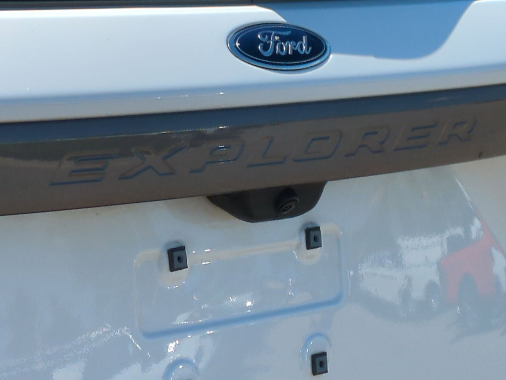 Thumbnail: 2023 Ford Explorer - 24