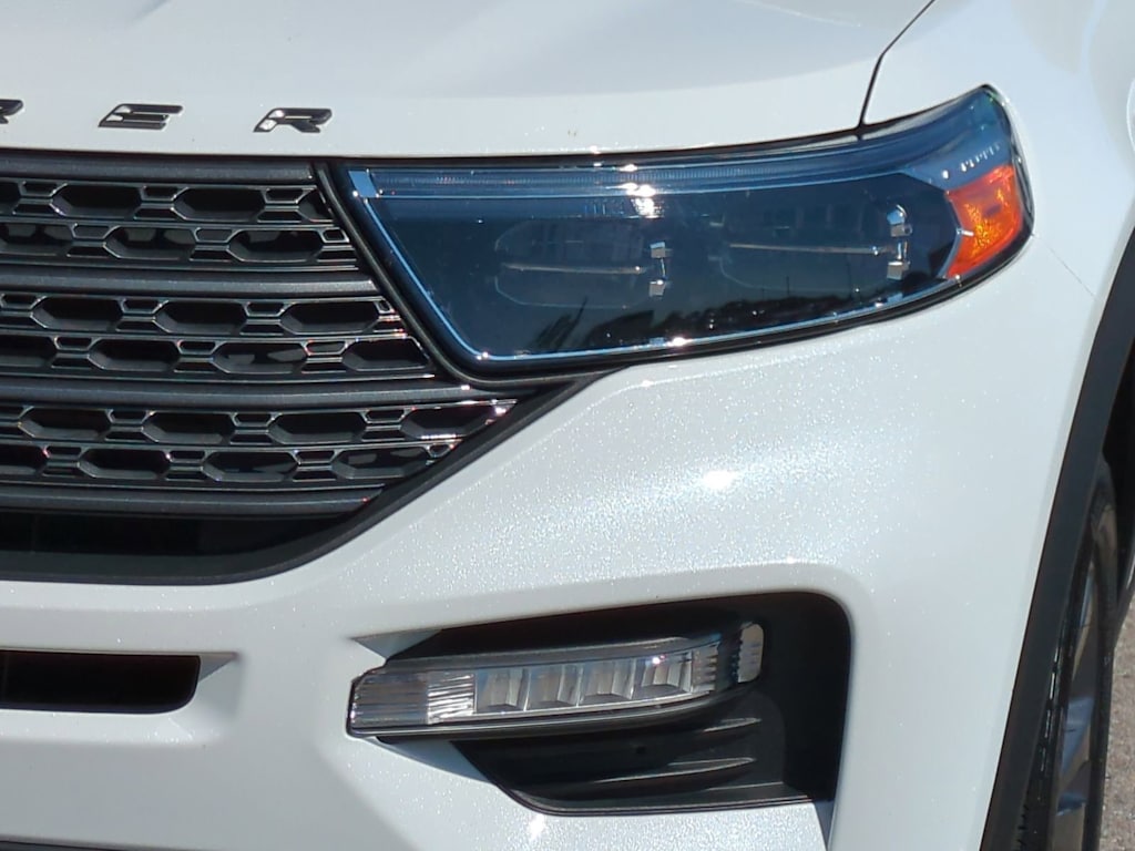 Thumbnail: 2023 Ford Explorer - 23