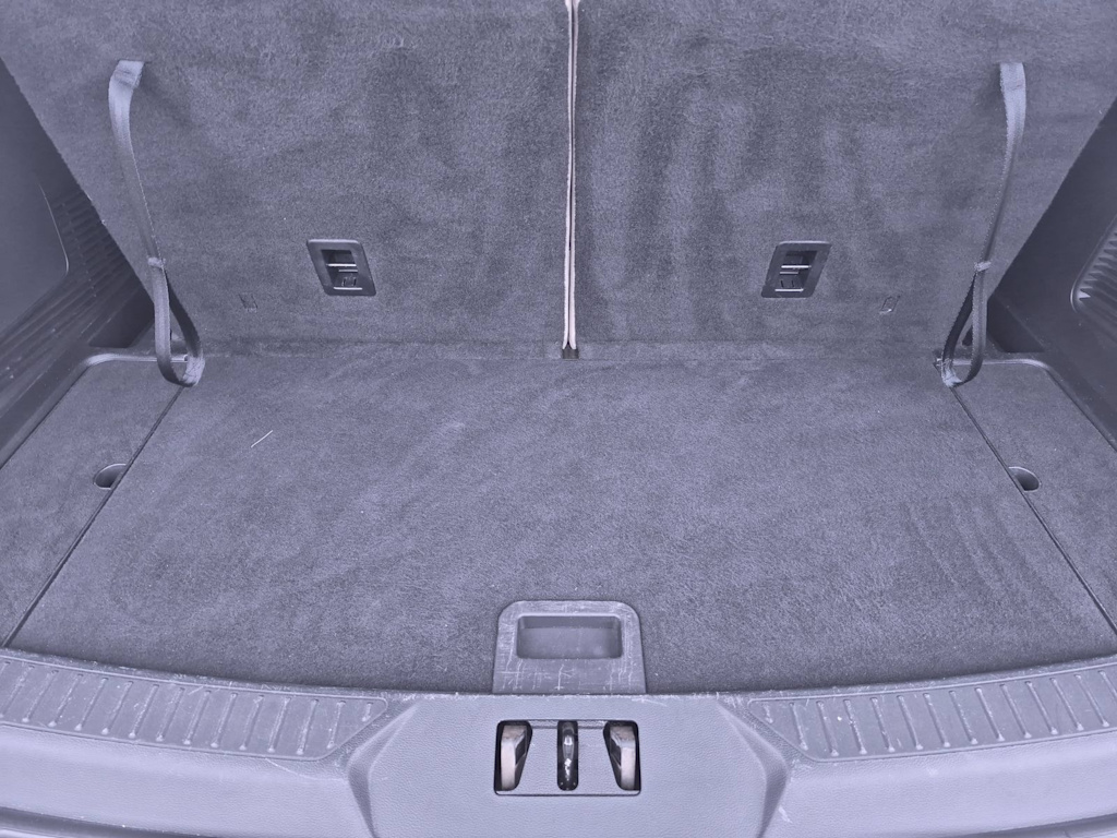 Thumbnail: 2021 Ford Explorer - 34