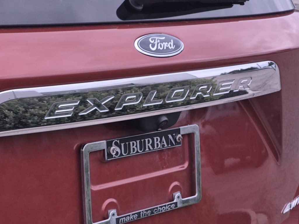 Thumbnail: 2021 Ford Explorer - 22