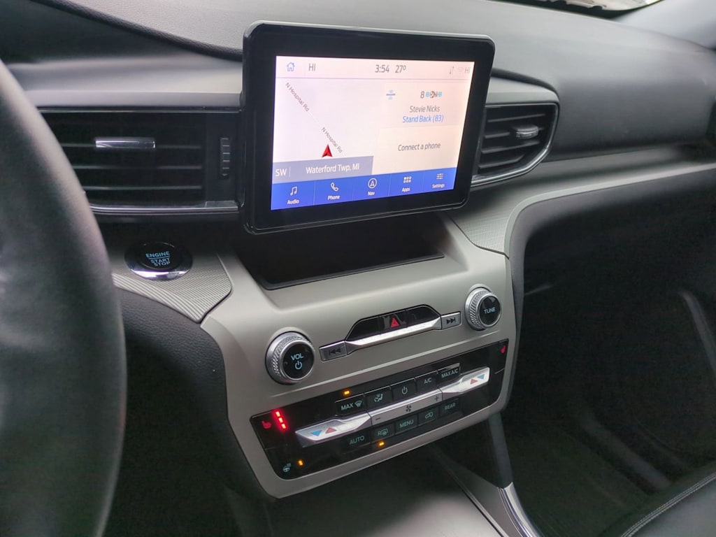 Thumbnail: 2022 Ford Explorer - 14