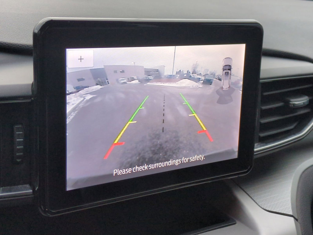 Thumbnail: 2022 Ford Explorer - 34