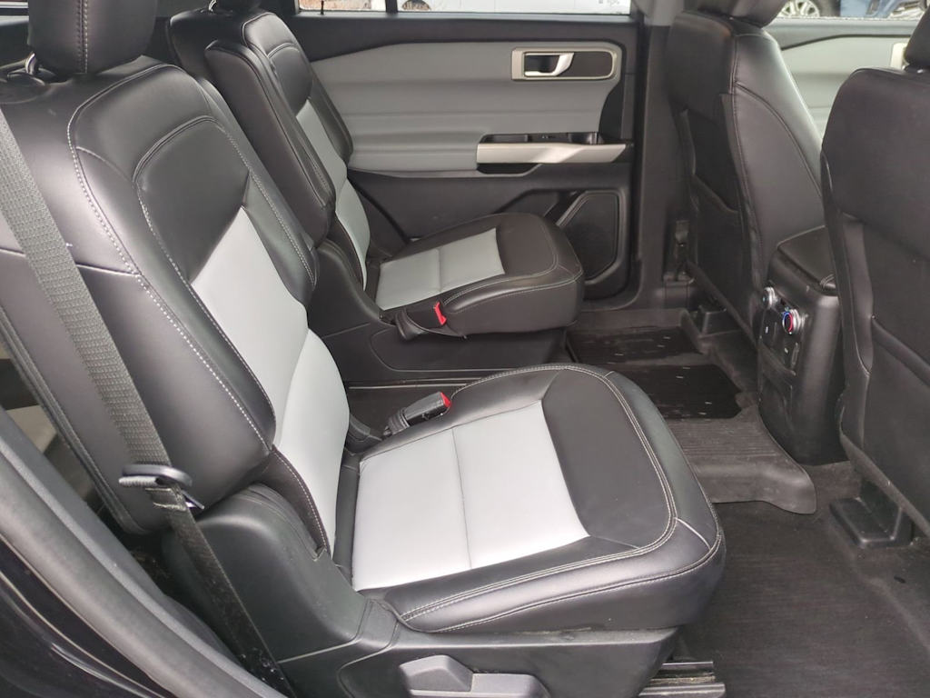 Thumbnail: 2022 Ford Explorer - 26