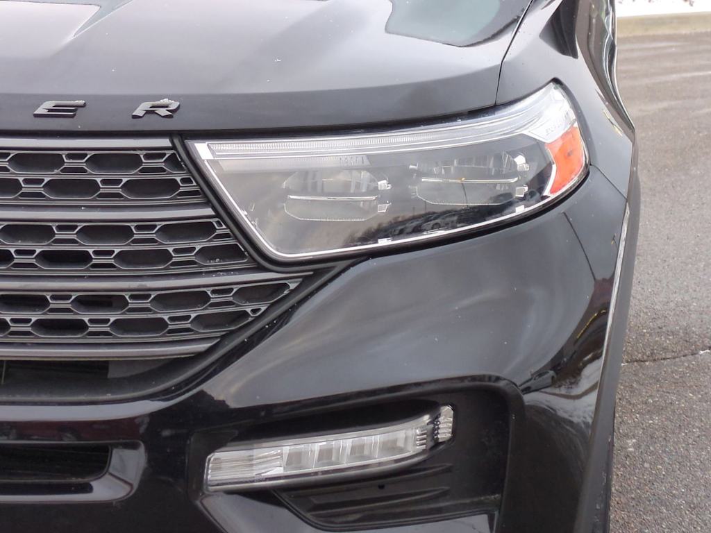 Thumbnail: 2022 Ford Explorer - 22