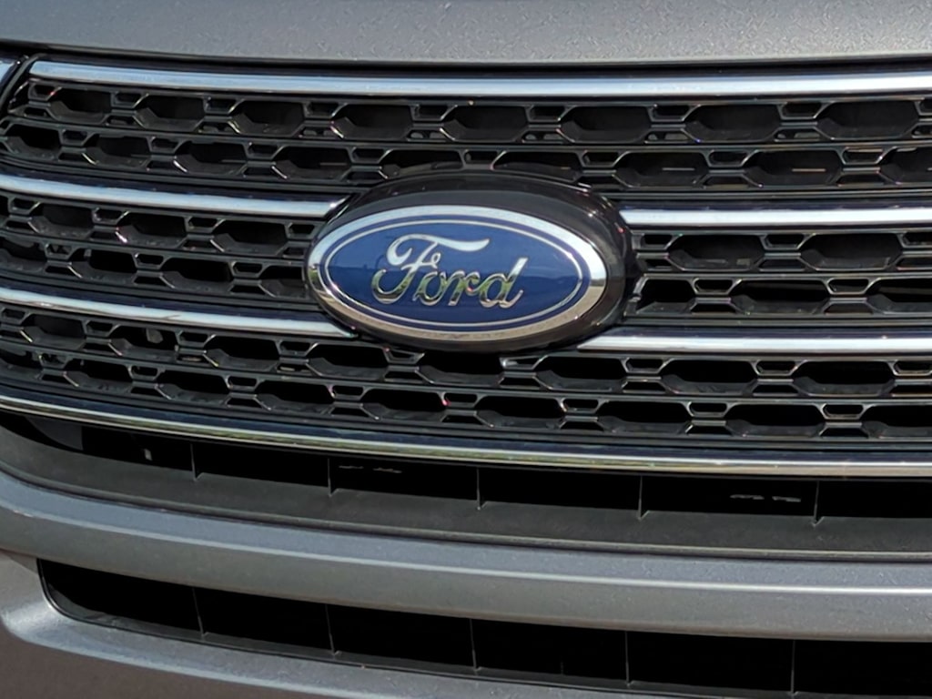 Thumbnail: 2023 Ford Explorer - 7