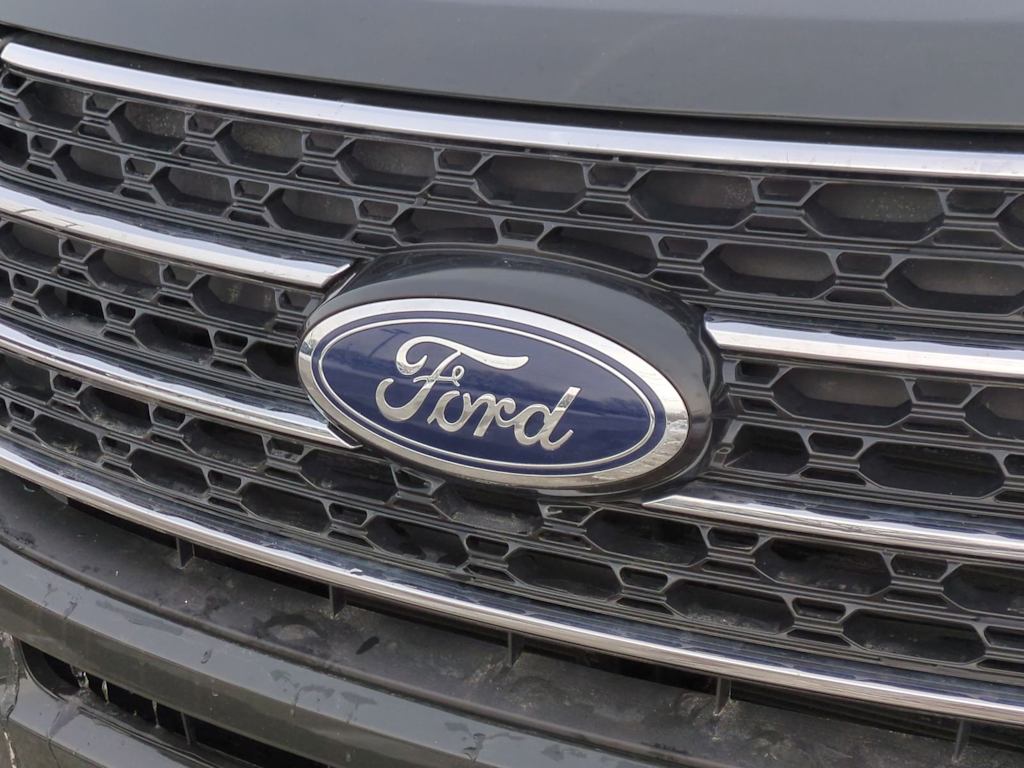 Thumbnail: 2023 Ford Explorer - 7