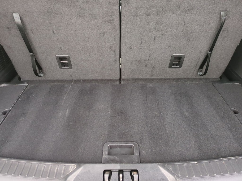 Thumbnail: 2023 Ford Explorer - 16