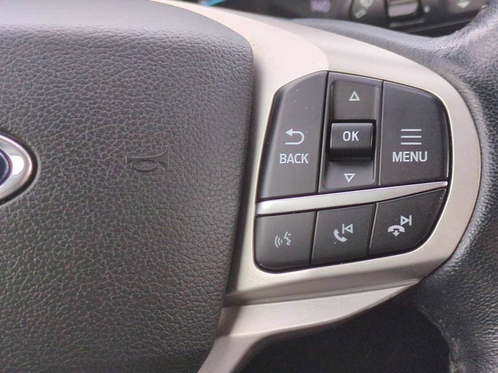 Thumbnail: 2021 Ford Explorer - 31