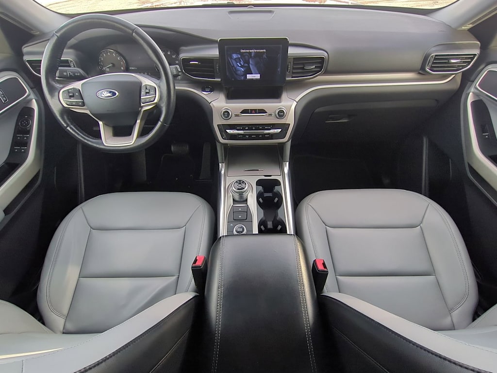 Thumbnail: 2021 Ford Explorer - 9