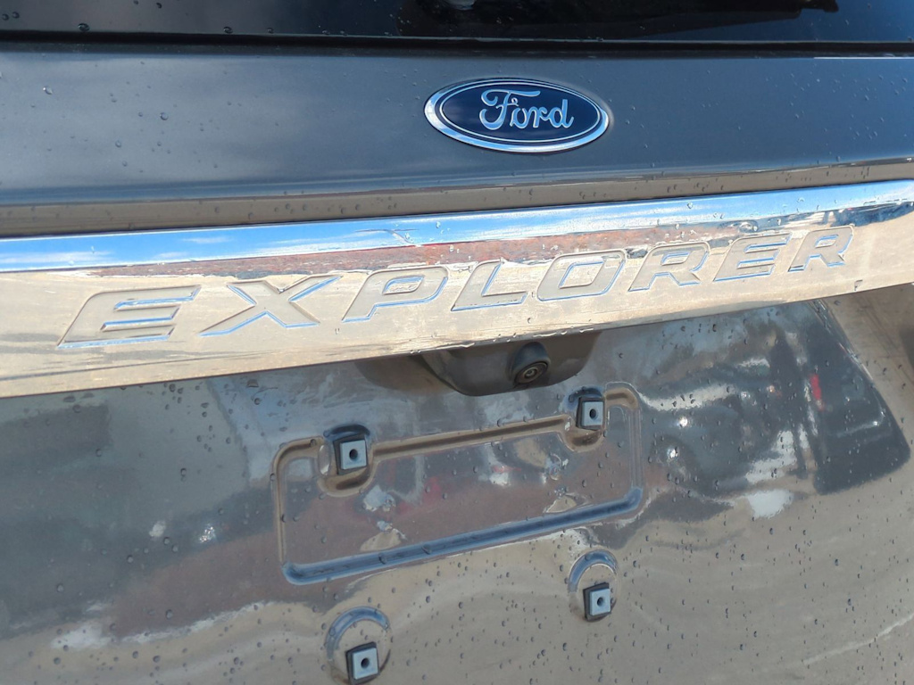 Thumbnail: 2023 Ford Explorer - 22