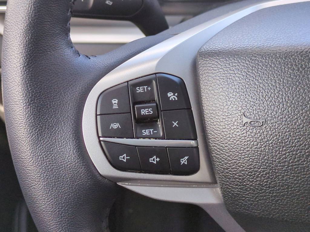 Thumbnail: 2023 Ford Explorer - 30