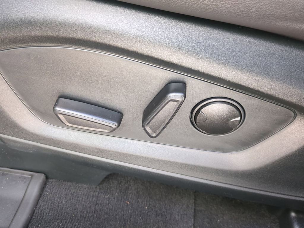 Thumbnail: 2023 Ford Explorer - 23