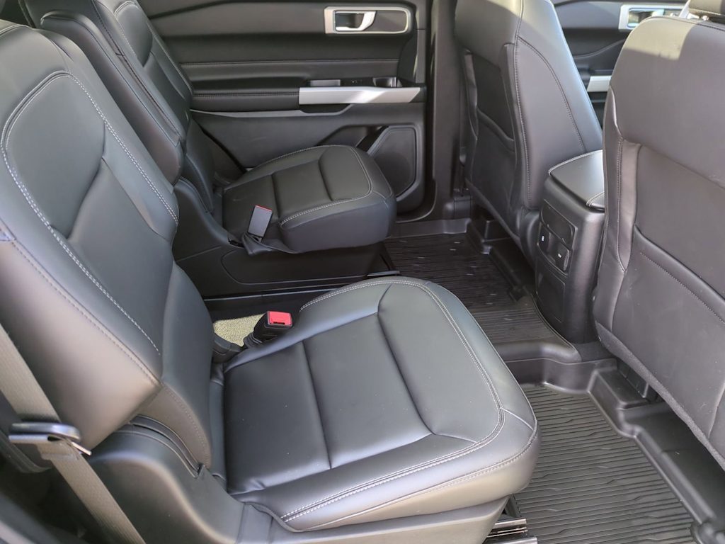 Thumbnail: 2023 Ford Explorer - 26