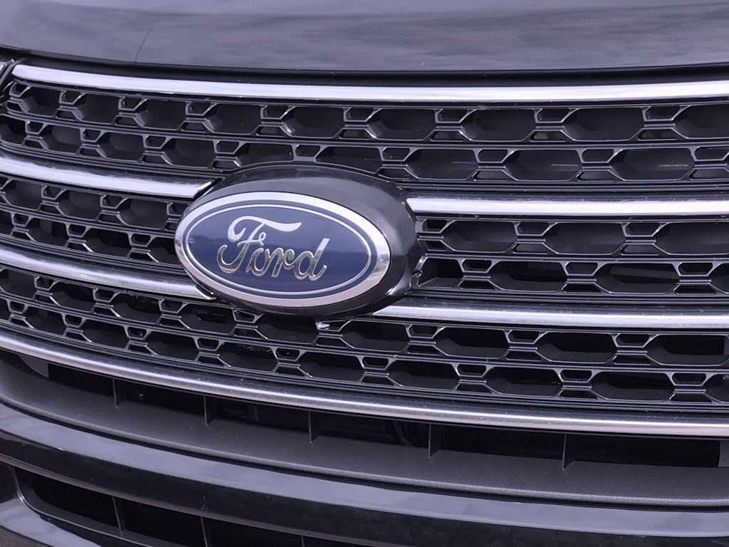 Thumbnail: 2023 Ford Explorer - 6
