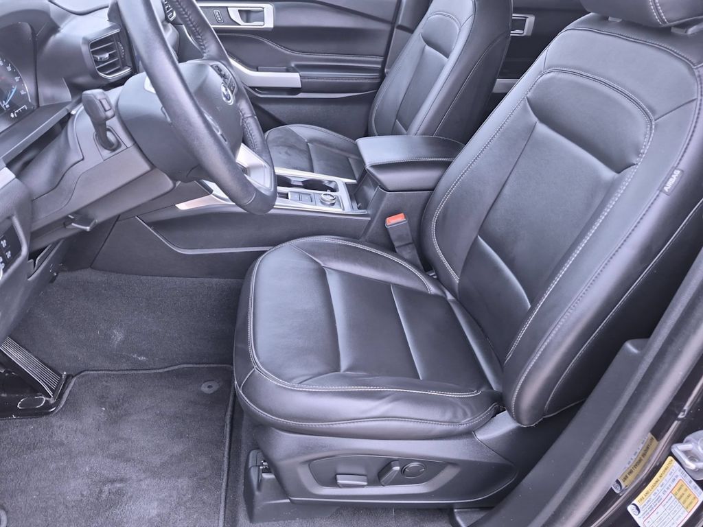 Thumbnail: 2023 Ford Explorer - 9