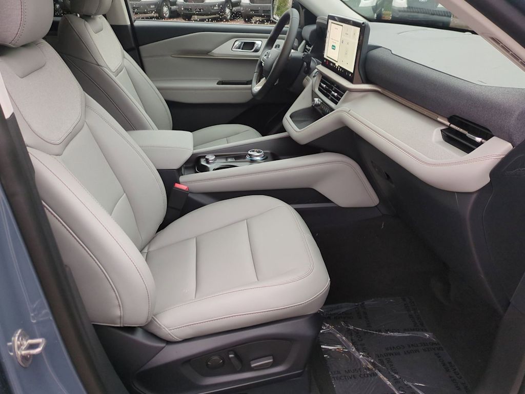 Thumbnail: 2026 Ford Explorer - 11