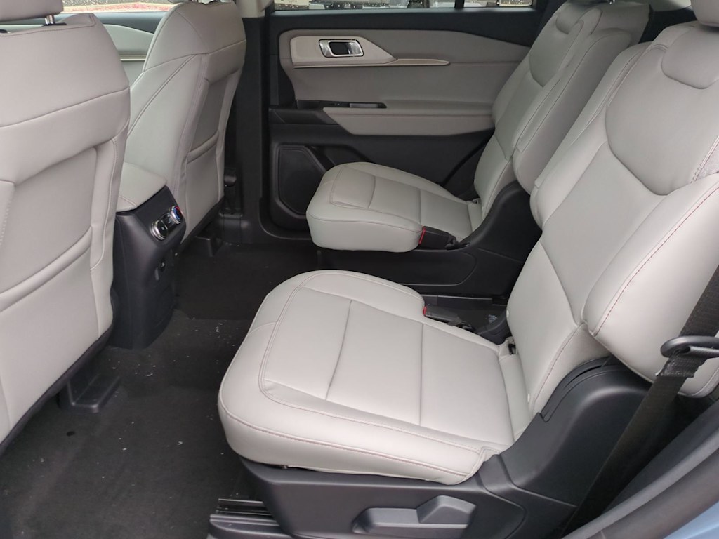 Thumbnail: 2026 Ford Explorer - 12