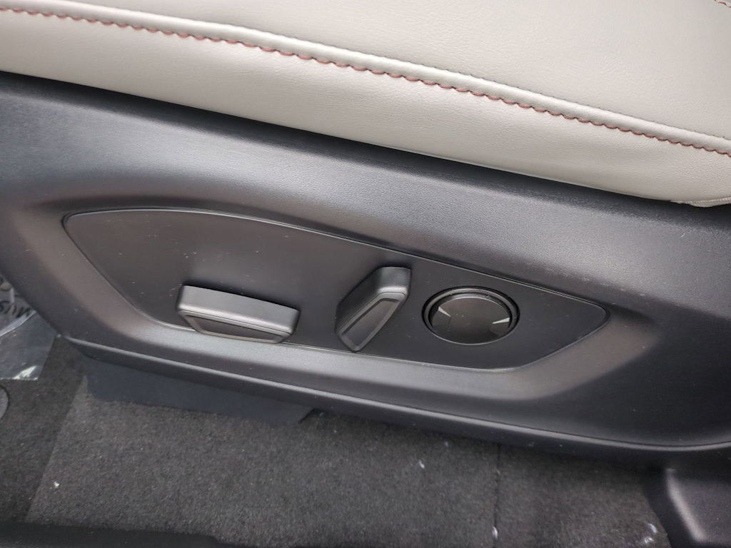 Thumbnail: 2026 Ford Explorer - 25