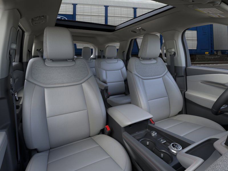 Thumbnail: 2026 Ford Explorer - 7