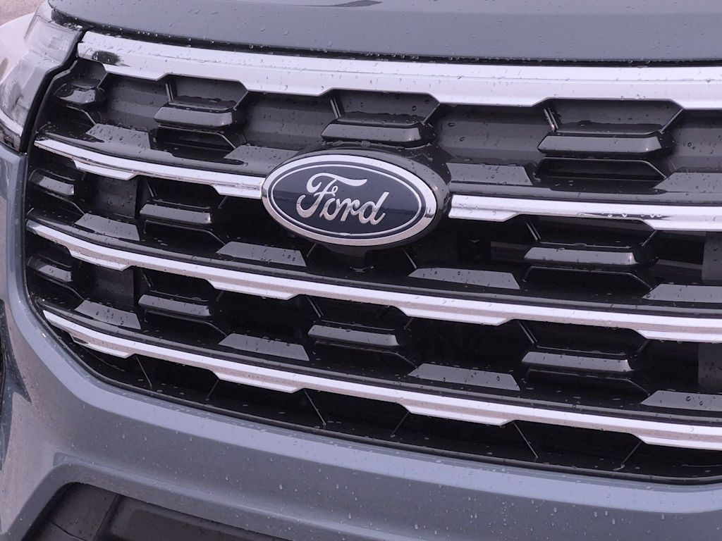 Thumbnail: 2026 Ford Explorer - 7