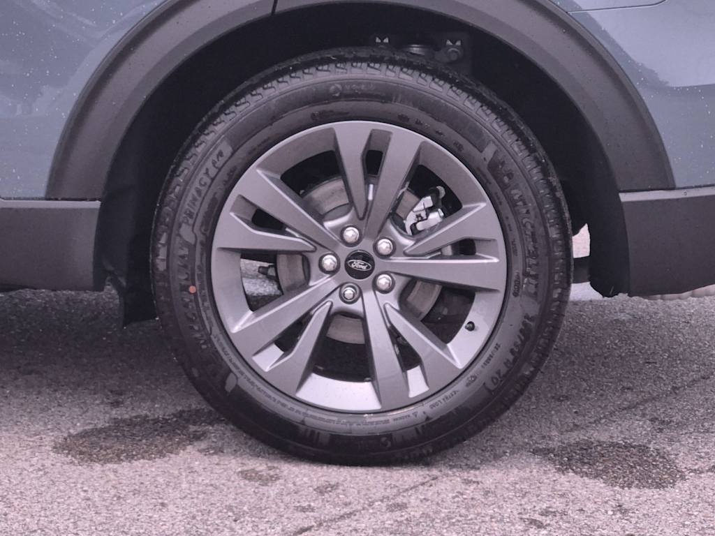 Thumbnail: 2026 Ford Explorer - 8