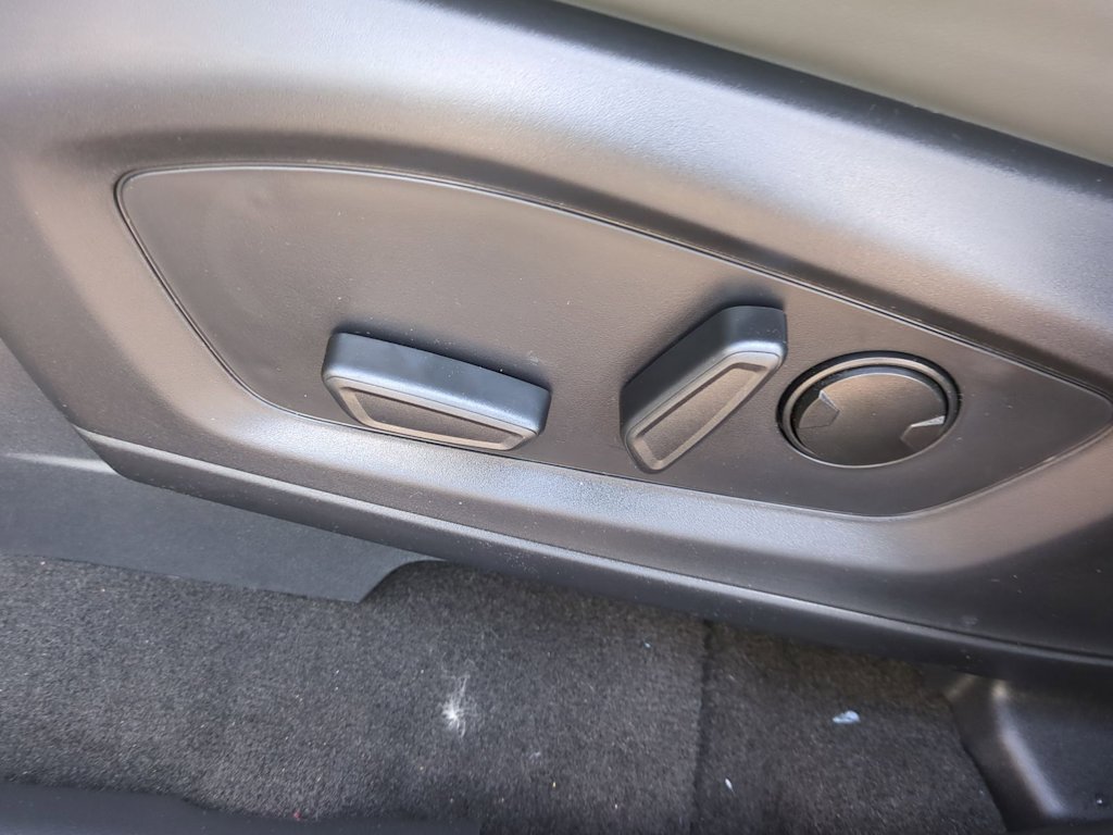 Thumbnail: 2026 Ford Explorer - 25