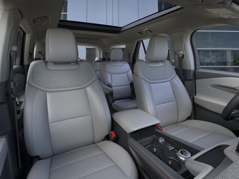 Thumbnail: 2026 Ford Explorer - 9