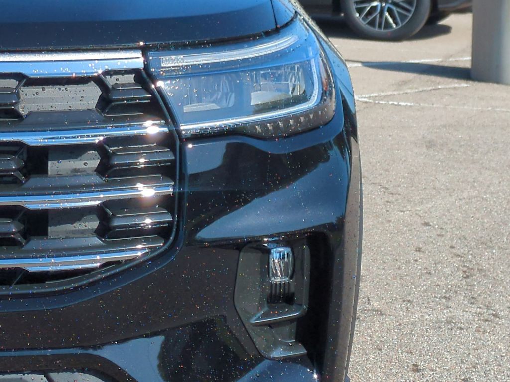 Thumbnail: 2026 Ford Explorer - 23