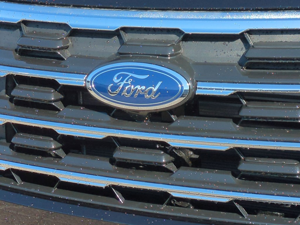 Thumbnail: 2026 Ford Explorer - 7