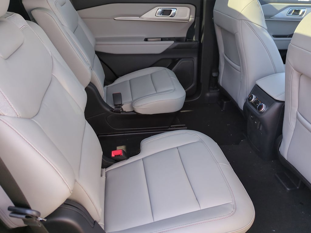 Thumbnail: 2026 Ford Explorer - 28