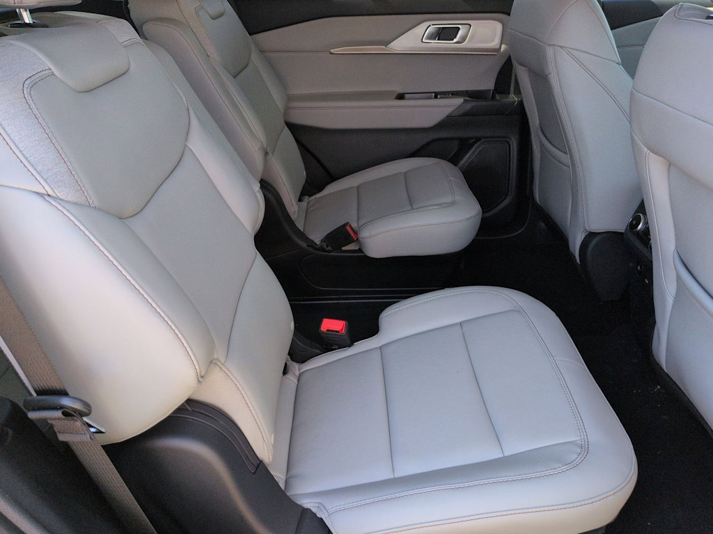 Thumbnail: 2026 Ford Explorer - 26