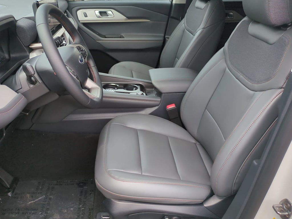 Thumbnail: 2026 Ford Explorer - 10