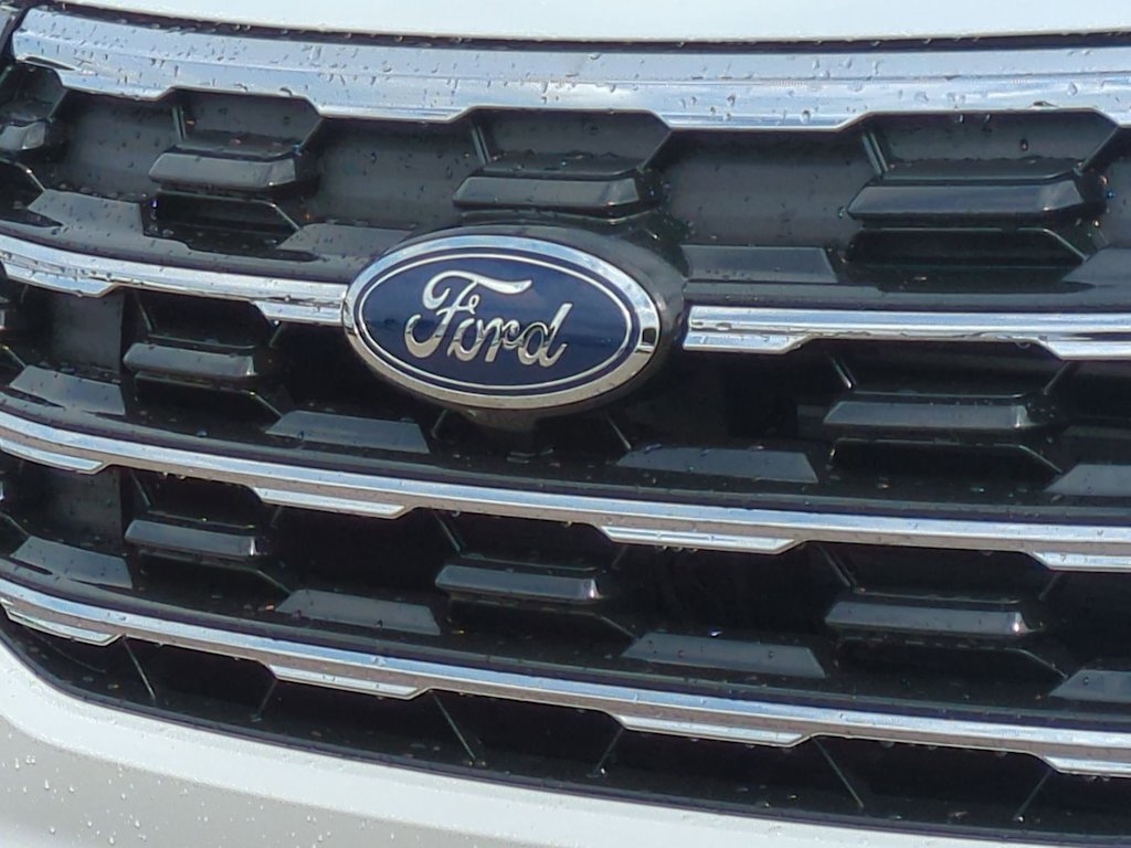 Thumbnail: 2026 Ford Explorer - 7
