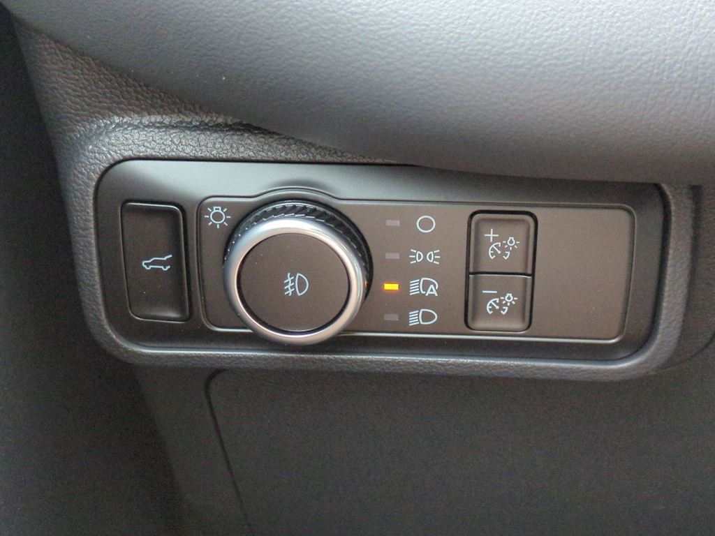 Thumbnail: 2026 Ford Explorer - 33