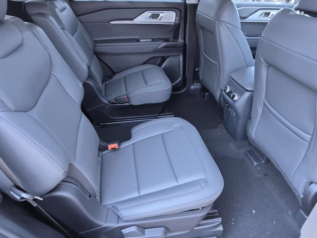Thumbnail: 2026 Ford Explorer - 25